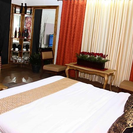 De Oriental Grand Hotel Kohima Esterno foto