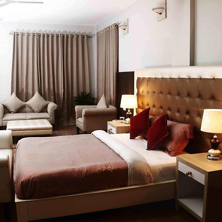 De Oriental Grand Hotel Kohima Esterno foto