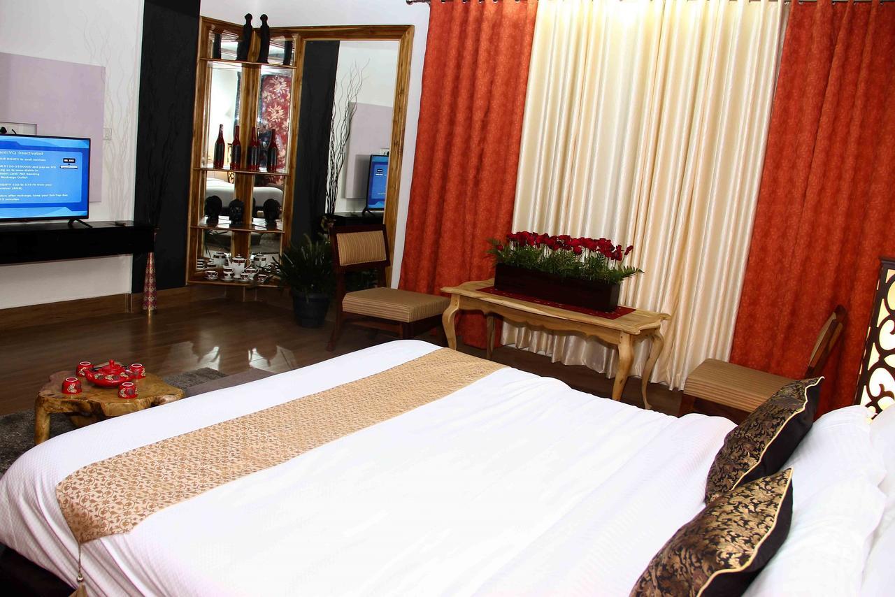 De Oriental Grand Hotel Kohima Esterno foto